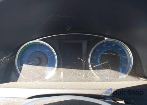 2016 Toyota Camry Hybrid Le from USA, damaged, VIN 4T1BD1FK4GU199144